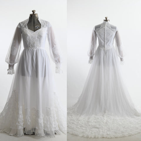 vintage 1970s bishop sleeve sweetheart neckline white wedding dress